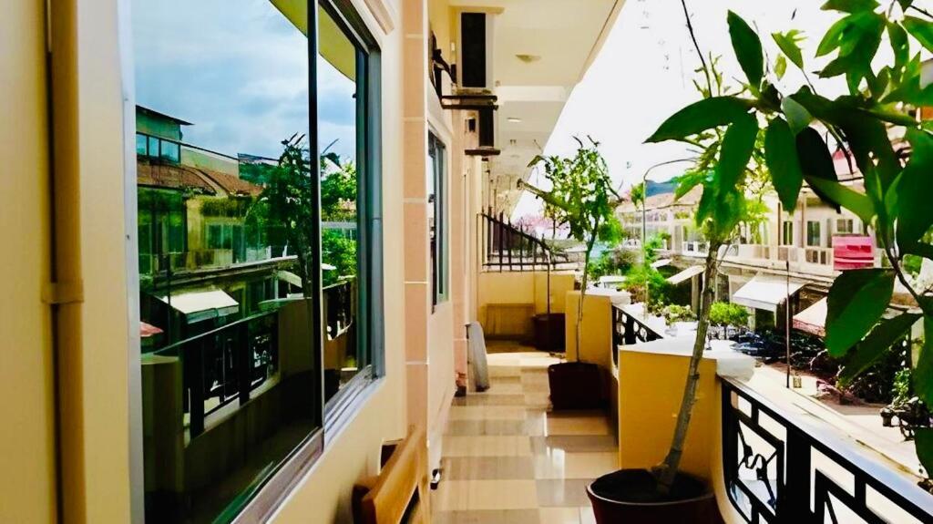 U Dara Inn Siem Reap Esterno foto